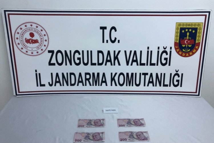 4 ayrı işletmeye sahte para verirken yakalandı