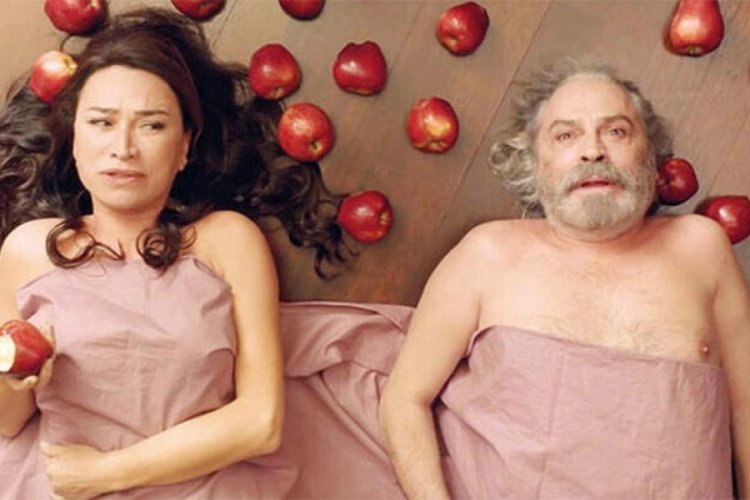 '9 Kere Leyla' eleştirilerine Ezel Akay'dan yanıt geldi