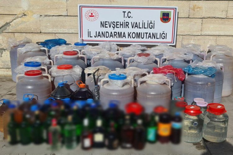1 ton 739 litre ka&ccedil;ak i&ccedil;ki ele ge&ccedil;irildi