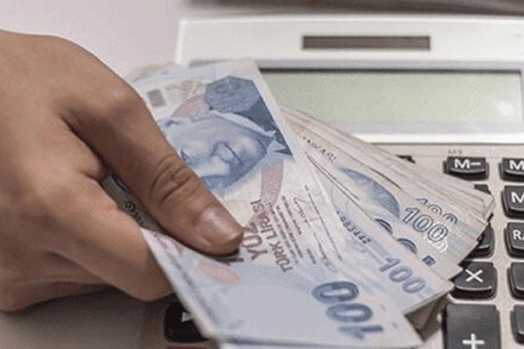 CHP'li belediye, asgari &uuml;creti 3 bin 100 liraya &ccedil;ıkardı