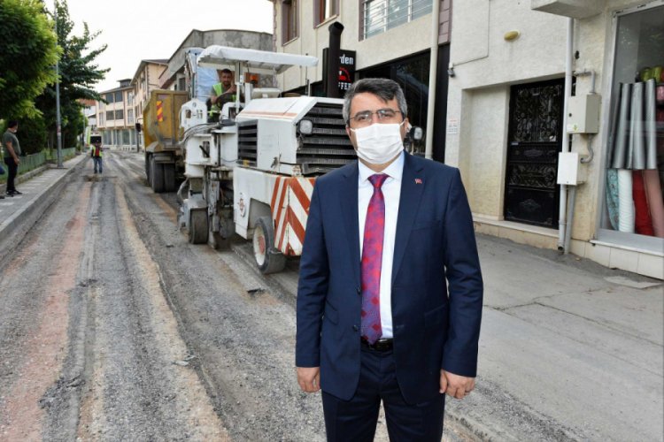 Bursa Yıldırım'da kısıtlamada 400 ton asfalt d&ouml;k&uuml;ld&uuml;