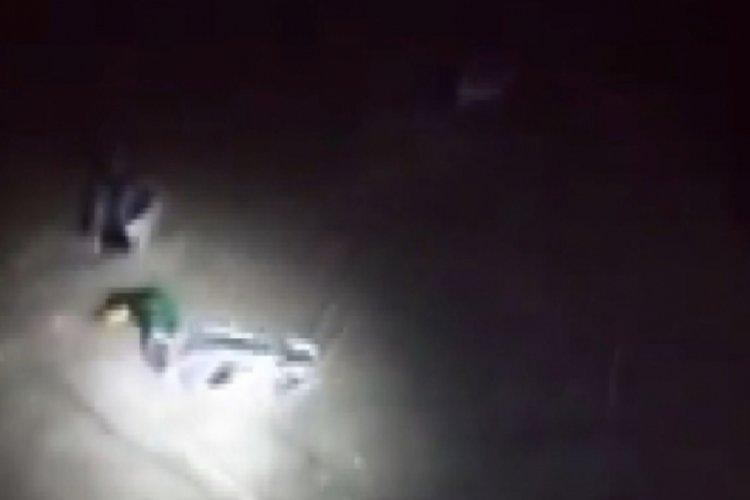 Bursa'da kısıtlamada ka&ccedil;ak avlanan kişi ekiplere ateş a&ccedil;arak ka&ccedil;tı