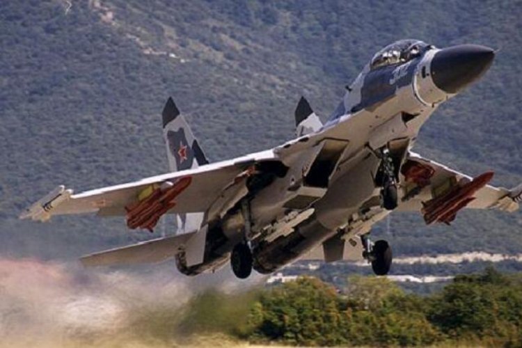 Rus savaş u&ccedil;ağı, ABD ve Fransız casus u&ccedil;aklarını Karadeniz'de engelledi