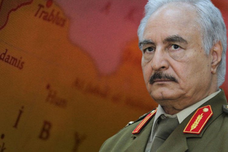 Halife Hafter, T&uuml;rk gemisine el koydu
