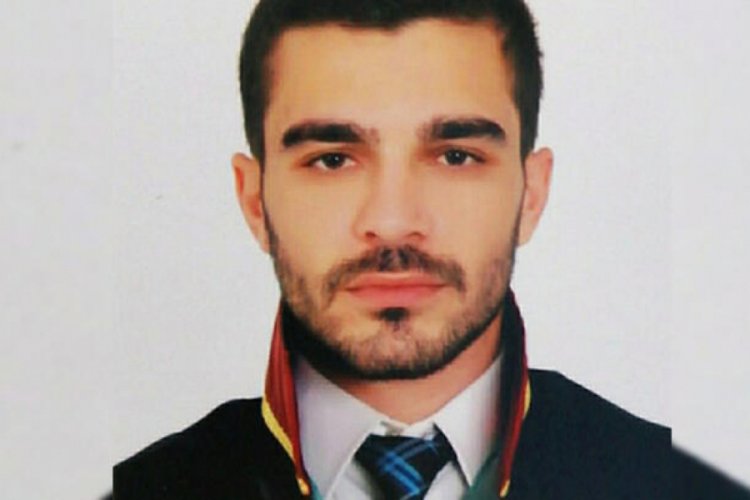 Balkondan atlayan avukat hayatını kaybetti!