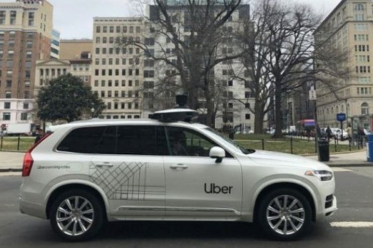 Uber, s&uuml;r&uuml;c&uuml;s&uuml;z ara&ccedil; birimini Aurora'ya satıyor