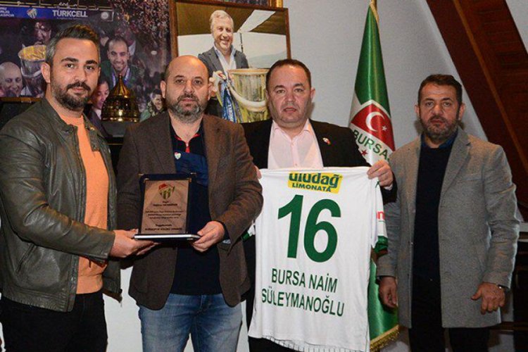 Naim S&uuml;leymanoğlu Grubu Bursaspor'a sponsor oldu