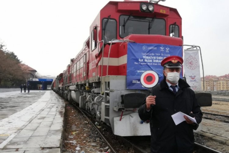 T&uuml;rkiye'den &Ccedil;in'e ilk ihracat treni Erzurum'a ulaştı