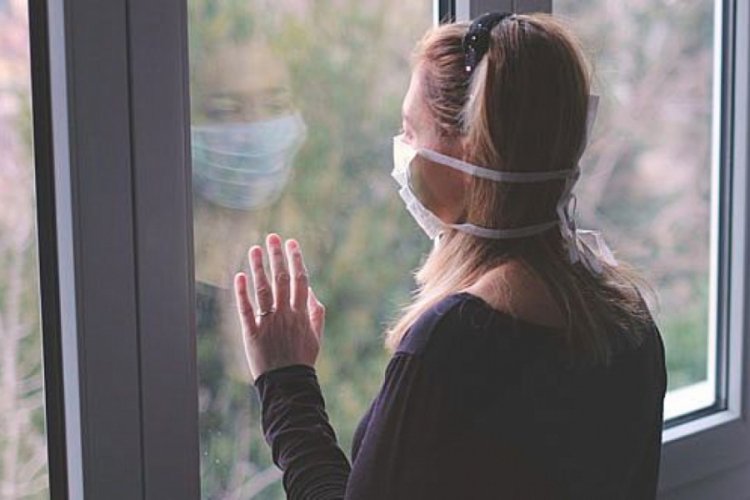 Sağlık Bakanlığı'ndan karantina s&uuml;resinin d&uuml;ş&uuml;r&uuml;lmesine ilişkin yeni a&ccedil;ıklama