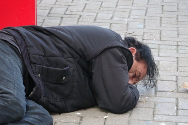 Bursa'da &ccedil;arpıyormuş gibi yaparak kadınları taciz etti: Kafam yerinde değildi