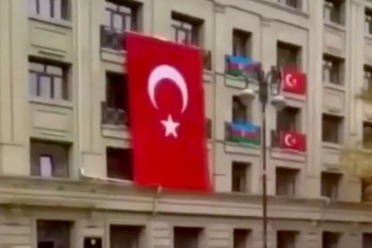 T&uuml;rk askeri Bak&uuml;'de
