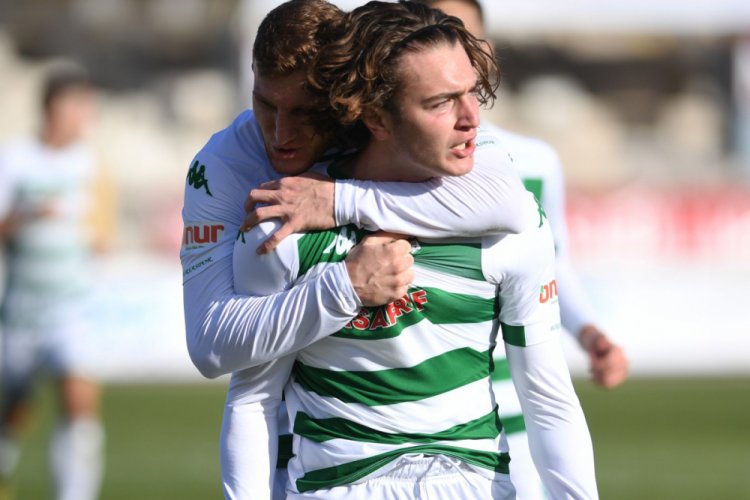Bursaspor'da Ali Akman 8 gole ulaştı