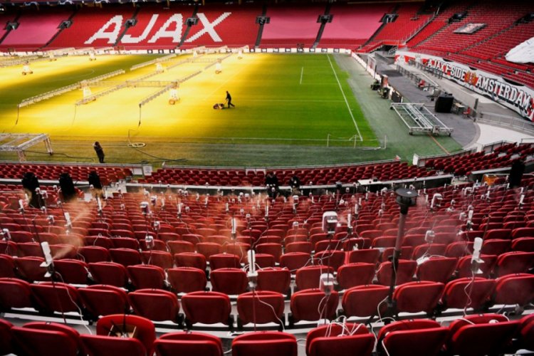 Hollanda'nın en b&uuml;y&uuml;k futbol stadyumunda corona vir&uuml;s deneyi