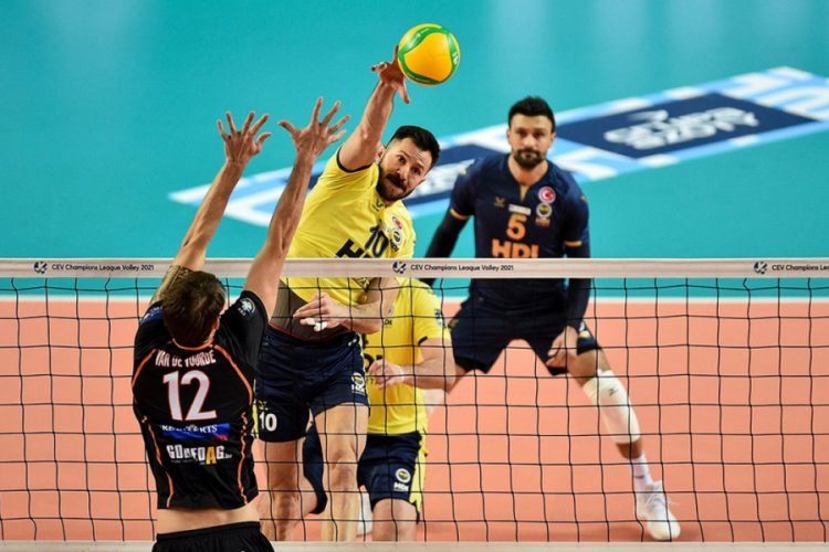 Fenerbah&ccedil;e, CEV Şampiyonlar Ligi'ne galibiyetle başladı