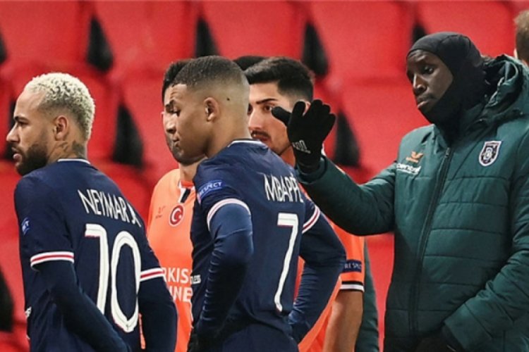 Demba Ba'dan ırk&ccedil;ı hakeme hi&ccedil; unutamayacağı s&ouml;zler