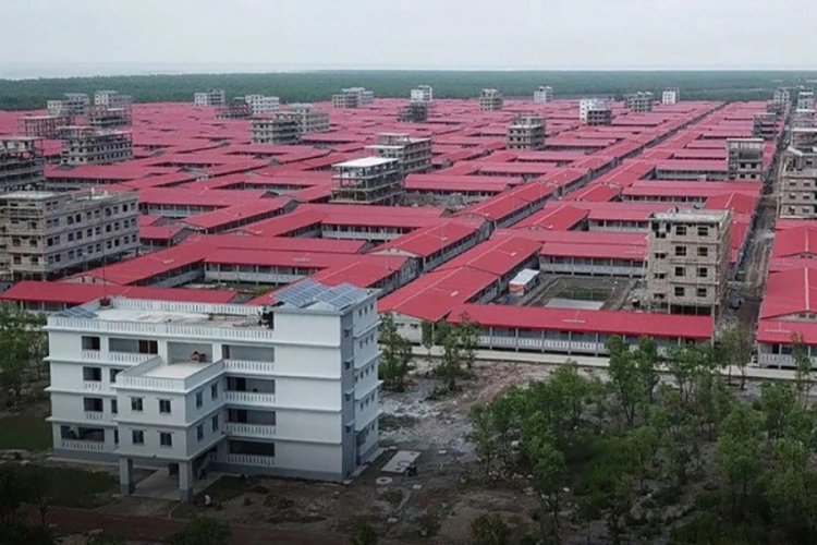 Hollanda ve İsve&ccedil;'ten Arakanlı M&uuml;sl&uuml;manlar i&ccedil;in &ccedil;ağrı