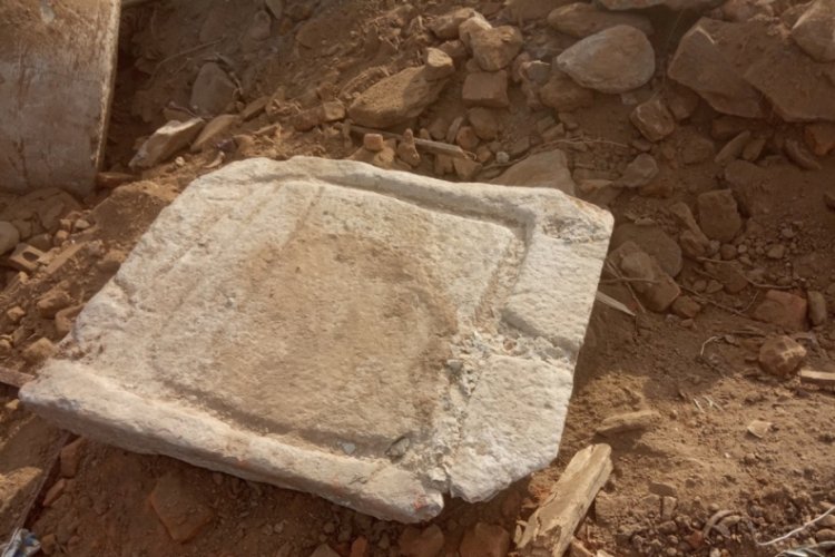 Antik kalıntılar i&ccedil;in &ccedil;ağrı