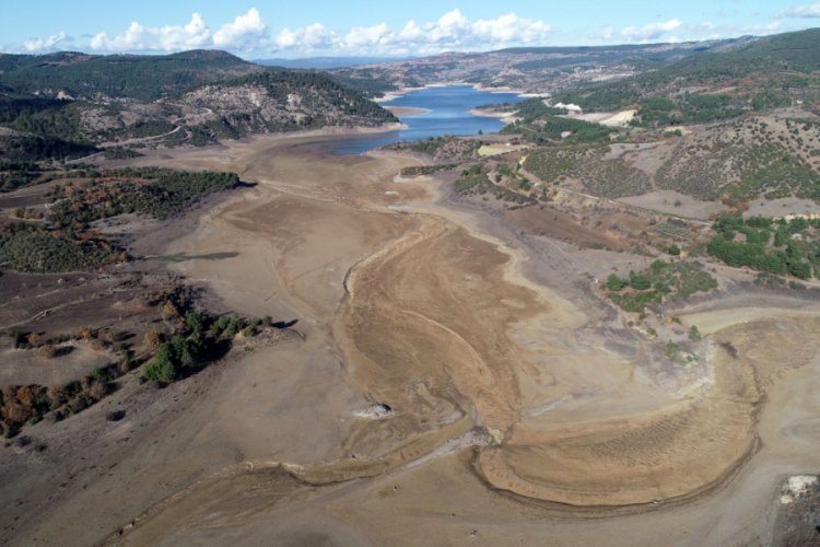 &Ccedil;anakkale'de baraj boşaldı, su kullanımıyla ilgili yasaklar geldi