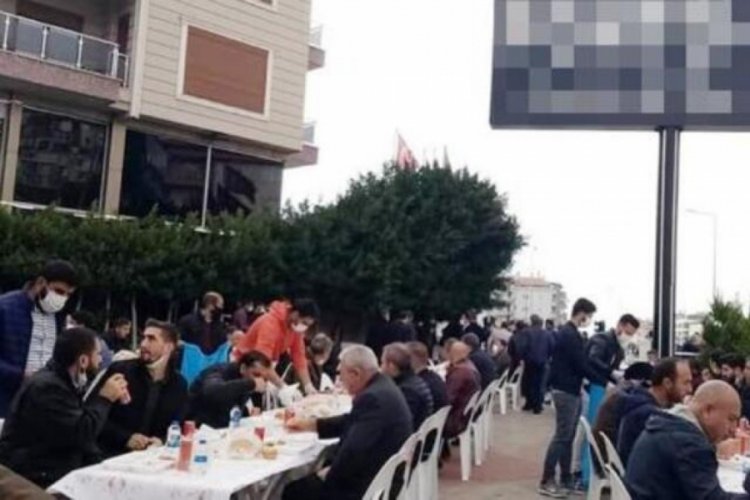Koronadan &ouml;len babası i&ccedil;in verdiği mevlide inceleme