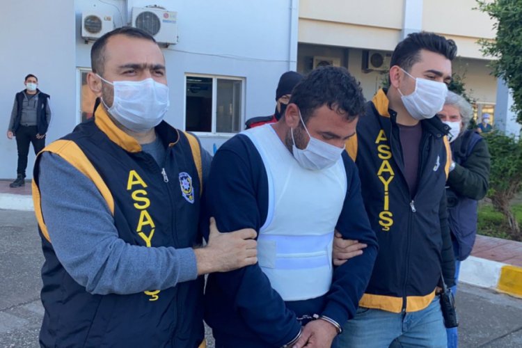 Karısını &ouml;ld&uuml;r&uuml;p, ormanda saklanmıştı! Tutuklandı