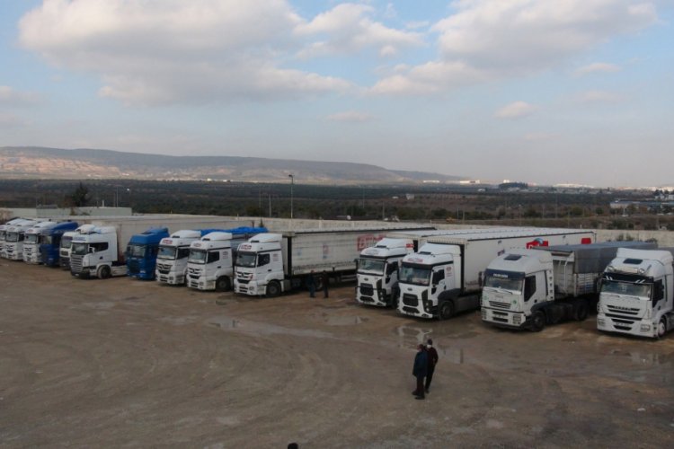 Kilis'ten Suriye'ye yardım g&ouml;nderildi