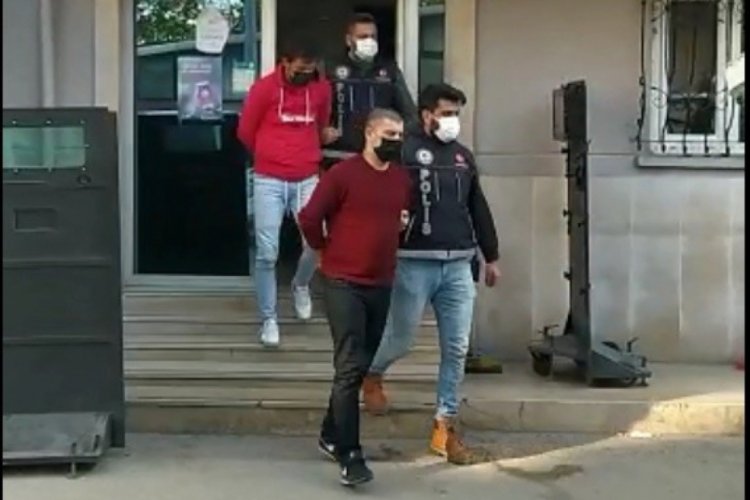 Bursa'da uyuşturucu satıcıları uzun kovalamaca sonunda yakalandı