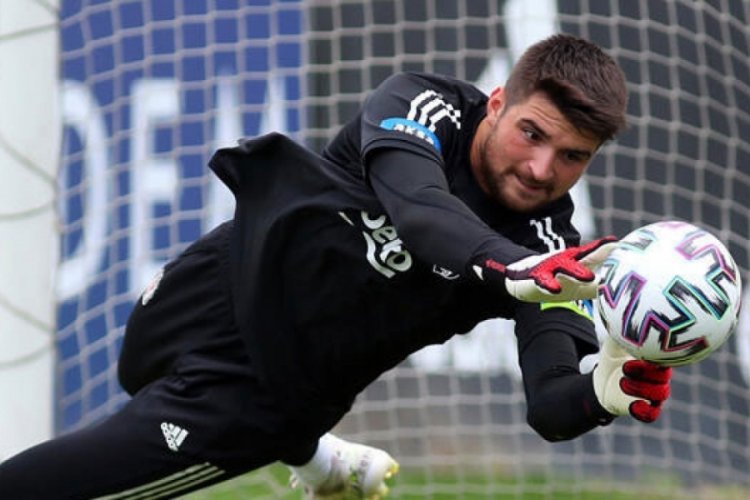 Beşiktaş, Ersin Destanoğlu ile 2 yıl daha s&ouml;zleşmeyi uzattı!