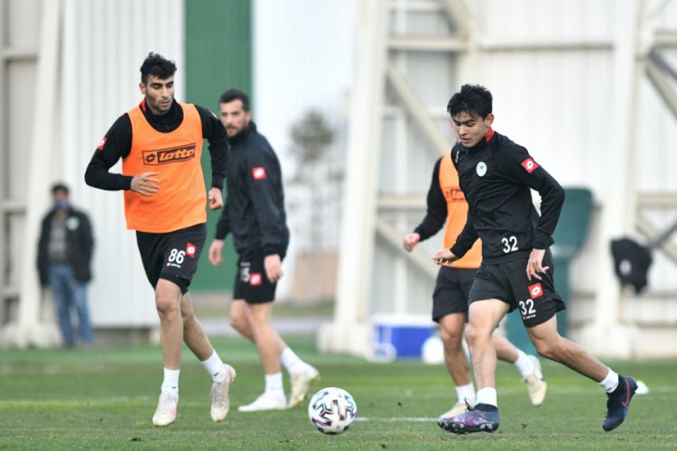 Konyaspor, Ankarag&uuml;c&uuml; deplasmanına hazırlanıyor