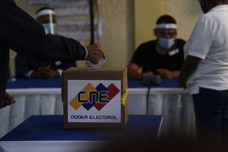 Venezuela'da parlamento se&ccedil;imleri siyasi krizi derinleştirebilir