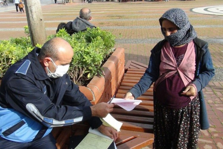 Maskesiz yakalanan dilenci kadın: 50 tane ceza yazıldı, karnımı zor doyuruyorum