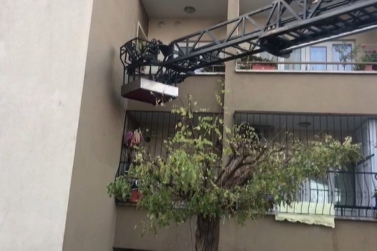 83 yaşındaki kadın evinde &ouml;l&uuml; bulundu