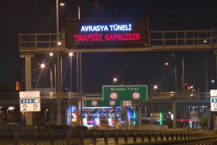 Avrasya T&uuml;neli bakım &ccedil;alışması nedeniyle trafiğe kapatıldı