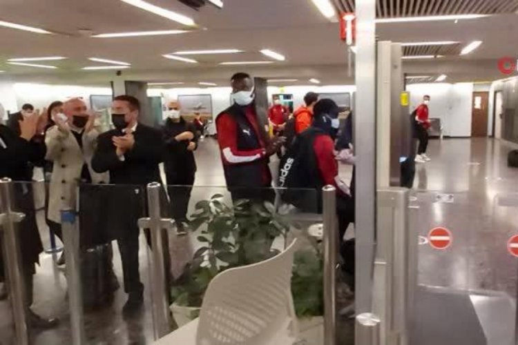 İsrail'den Sivasspor kafilesine &ccedil;irkin uygulama