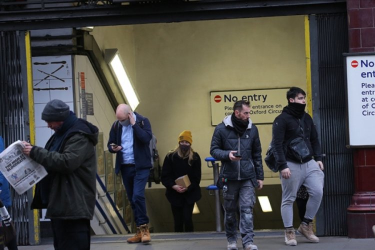D&uuml;nya genelinde Kovid-19 tespit edilen kişi sayısı 70 milyon 720 bini ge&ccedil;ti