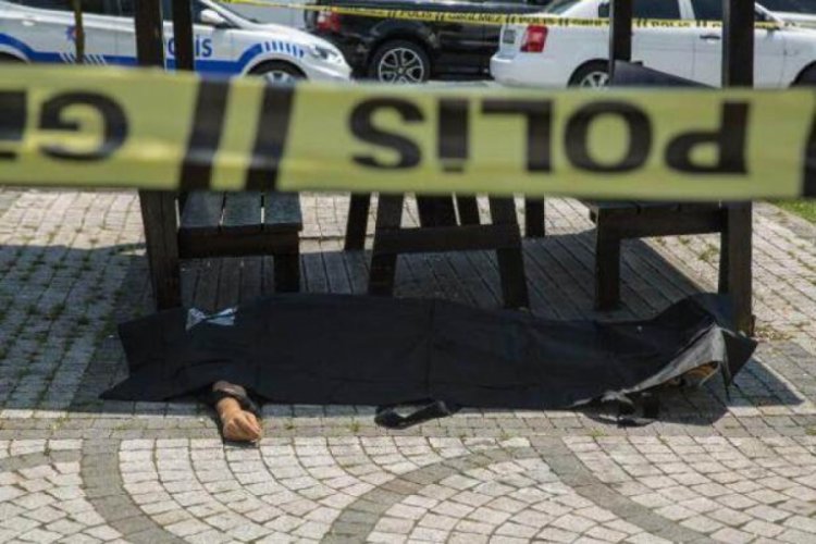 Parktaki cinayetin sanığı: Kendimi kaybettim &ccedil;ok &uuml;zg&uuml;n&uuml;m