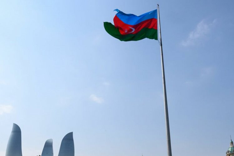 Azerbaycan'da sıkıy&ouml;netim iptal edildi