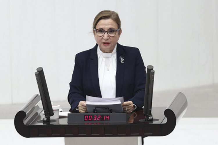 Bakan Pekcan: T&uuml;rkiye, y&uuml;ksek b&uuml;y&uuml;me ile yoluna devam edecek