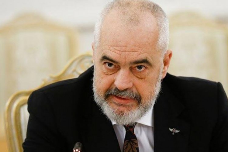 Arnavutluk Başbakanı Rama'nın İşkodra'daki ofisine saldırı