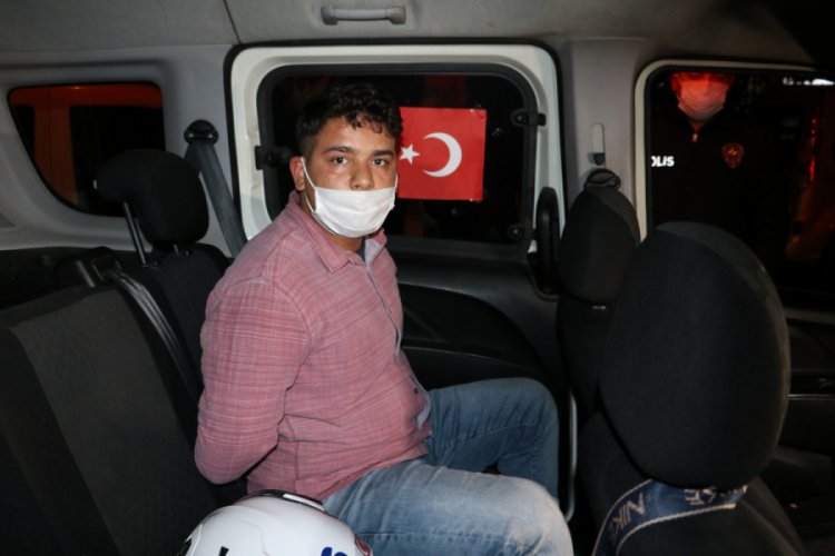 &Ccedil;alıntı ara&ccedil;la 30 kilometrelik kovalamaca sonucu yakalandılar