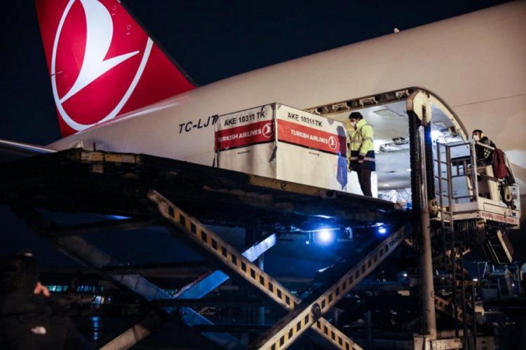 Bin 700 yıllık Kybele heykeli T&uuml;rkiye'ye getirildi
