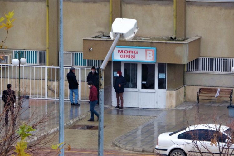 Silahla oynarken kendini vuran &ccedil;ocuk, hayatını kaybetti
