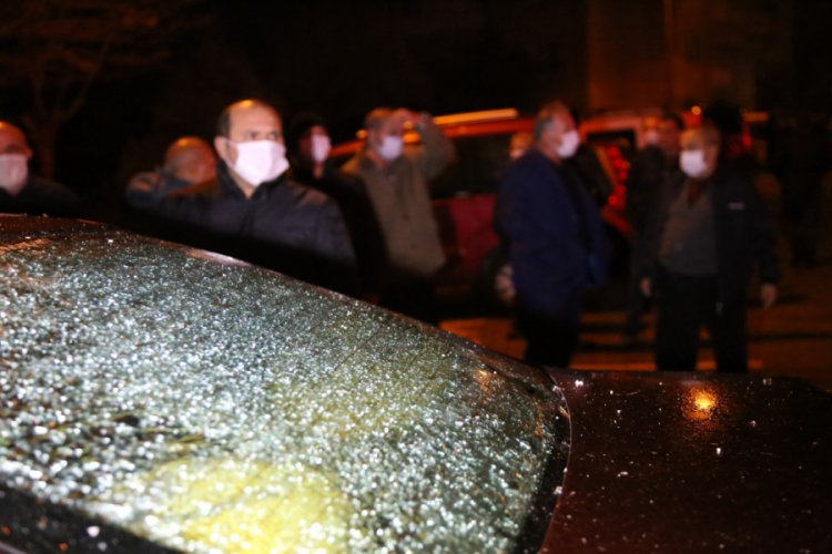 Apartman dairesinde doğalgaz bomba gibi patladı