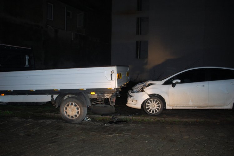 Polisten ka&ccedil;an alkoll&uuml; s&uuml;r&uuml;c&uuml; kaza yaptı