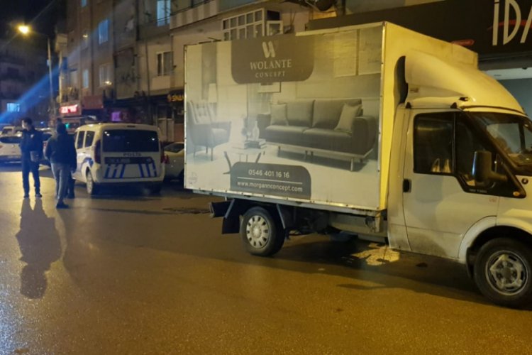 Bursa İneg&ouml;l'de ekmek almak i&ccedil;in fırına giren kişinin evrak &ccedil;antası &ccedil;alındı