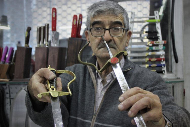 TSK'nın kılı&ccedil;larını Bursalı usta ilk g&uuml;nk&uuml; ihtişamına kavuşturuyor