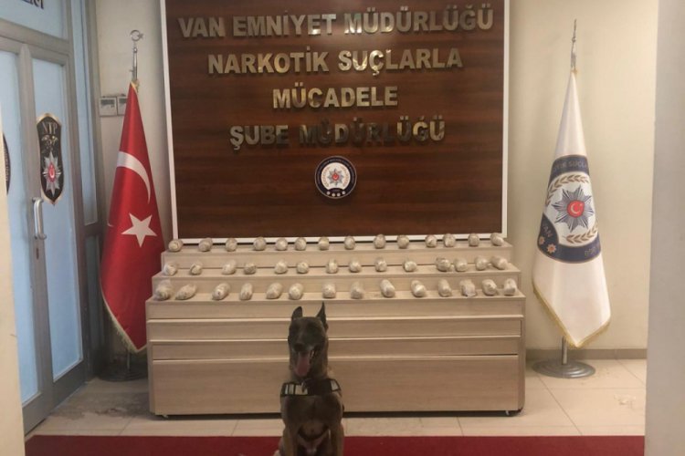 Van'da 21 kilo eroin ele ge&ccedil;irildi