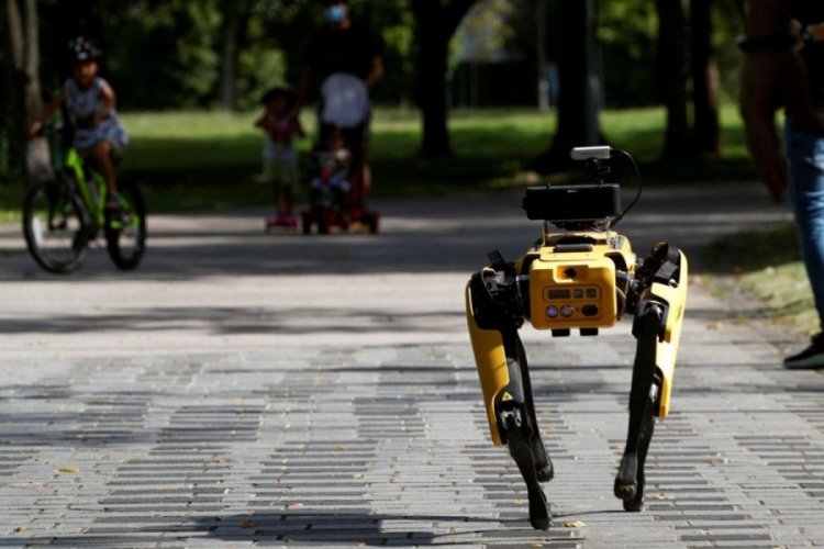 New York polisi 'robot k&ouml;pek'i test ediyor