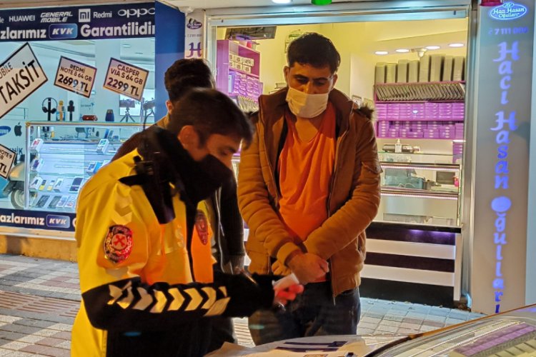 Bursa'da kısıtlamayı ihlal eden gen&ccedil;lerin 'bisiklet şarjı bitti' iddiası doğru &ccedil;ıkmadı