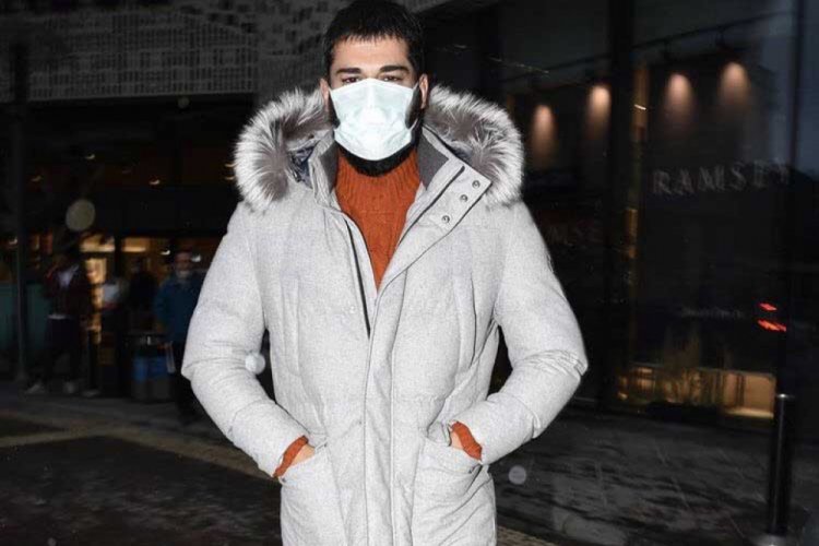 Burak &Ouml;z&ccedil;ivit'ten yılbaşı alışverişi