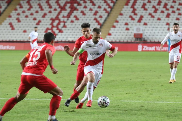Sivasspor'un sahasındaki galibiyet hasreti 6 ma&ccedil;a &ccedil;ıktı